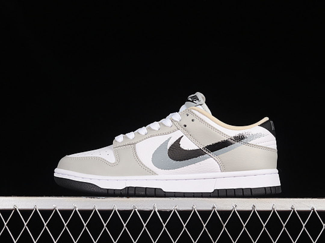 Nike SB DUNK LOW SPRAY PAINT SWOOSH WHITE/GREY/BLACK · FD0661-100, photo 1