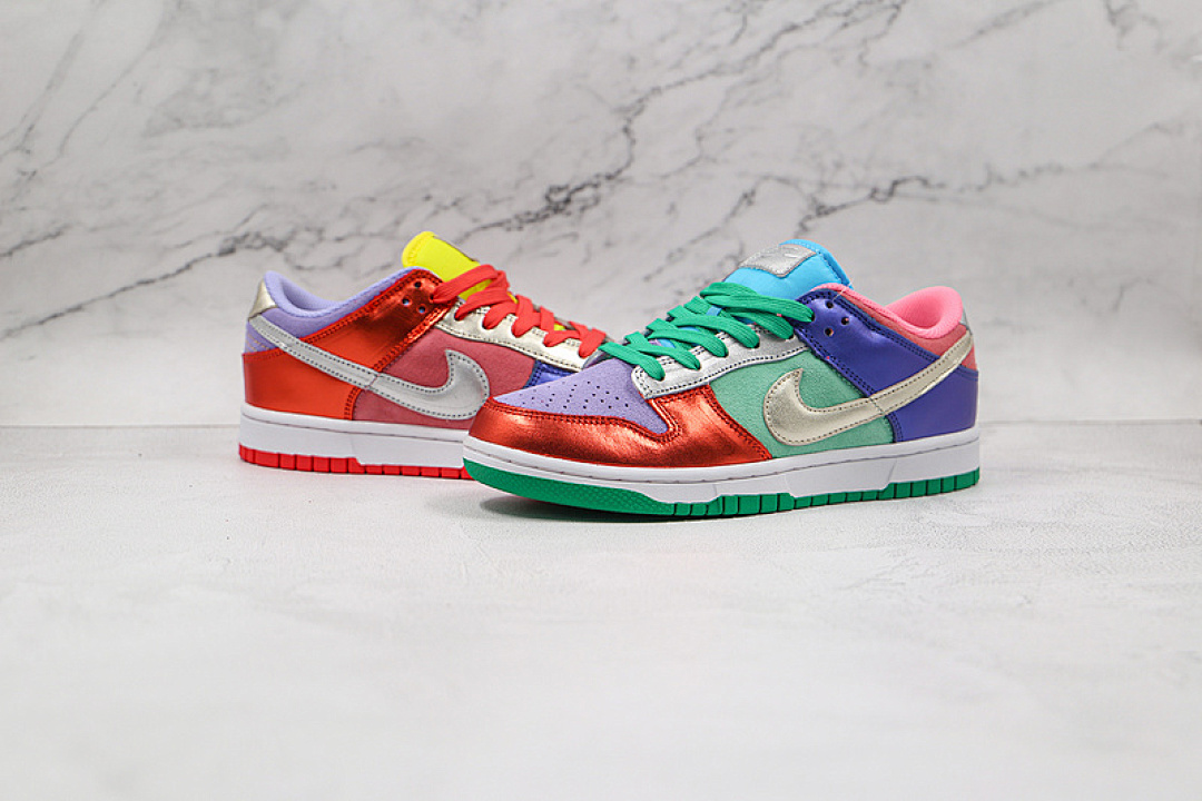 Purple Nike SB DUNK LOW SUNSET PULSE/SILVER/PURPLE PULSE · DN0855-600, photo 1