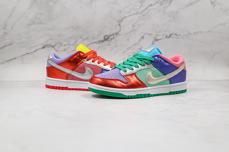 Purple Nike SB DUNK LOW SUNSET PULSE/SILVER/PURPLE PULSE · DN0855-600, photo 1