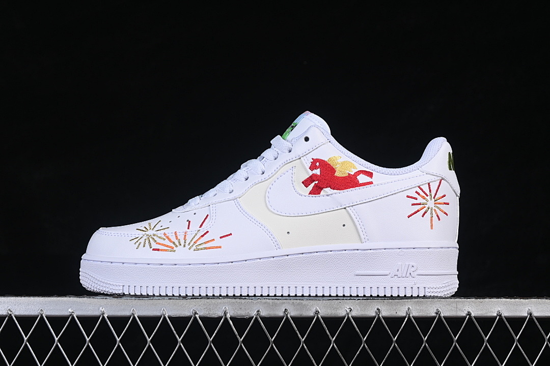 Nike [IQ1133-111]-[AIR FORCE 1 07 LOW WHITE/BEIGE/RED/GREEN]-[WOMAN:36-39]-[MAN:40-45] - Image 2