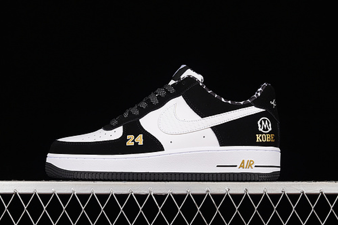 Nike Nike AIR FORCE 1 07 LOW GIGI BLACK/BLACK/WHITE · CW2024-002, photo 1