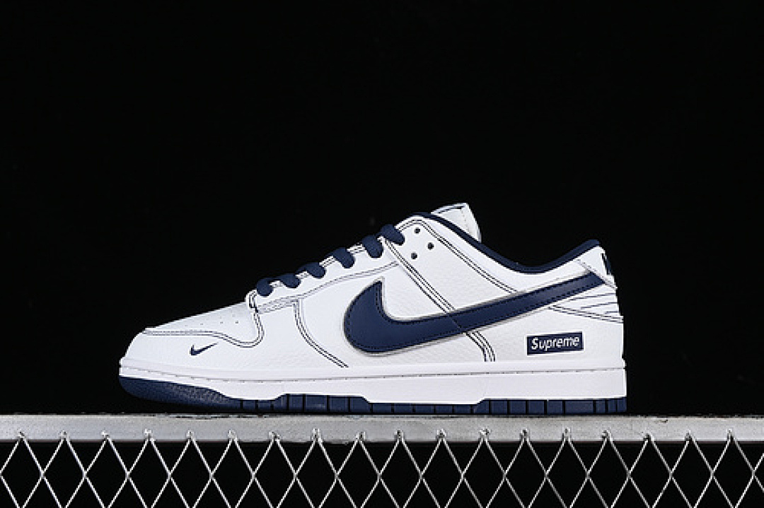 Supreme [DY1503-005]-[SUPREME SB DUNK LOW WHITE/BLUE]-[WOMAN:35.5-39]-[MAN:40-47.5], photo 1