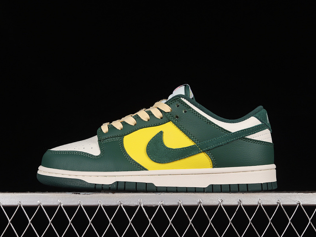 Nike DUNK LOW SAIL/OPTI YELLOW/PICANTE RED/NOBLE GREEN · FD0350-133, photo 1