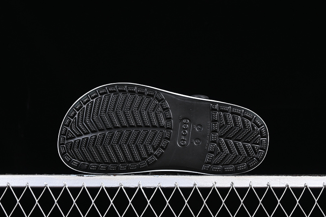Crocs [CROCS DUAL USE BEACH HOLE SHOES WHITE/BLACK]-[WOMAN:34-39]-[MAN:40-46] - Image 8
