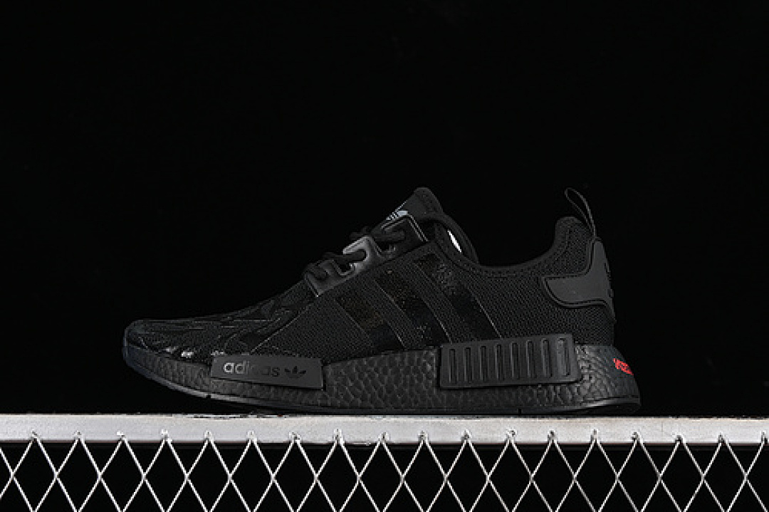 Unbranded [IE6000]-[STAR WARS X NANZUKA NMD_R1 DARTH VADER CORE BLACK/CORE BLACK/BOLD PINK]-[36-45], photo 1