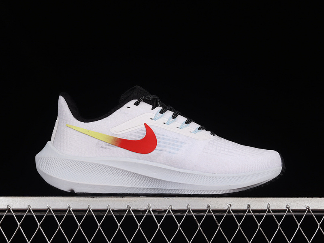 Nike [DX3350-100]-[AIR ZOOM PEGASUS 39 WHITE/BRIGHT CRIMSON/BLACK/VOLT]-[MAN:39-45] - Image 15