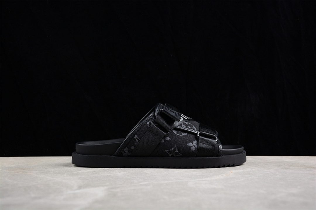 Louis Vuitton [L*V COMFORTABLE CASUAL COOL SLIPPERS BLACK]-[MAN:38-45] - Image 14
