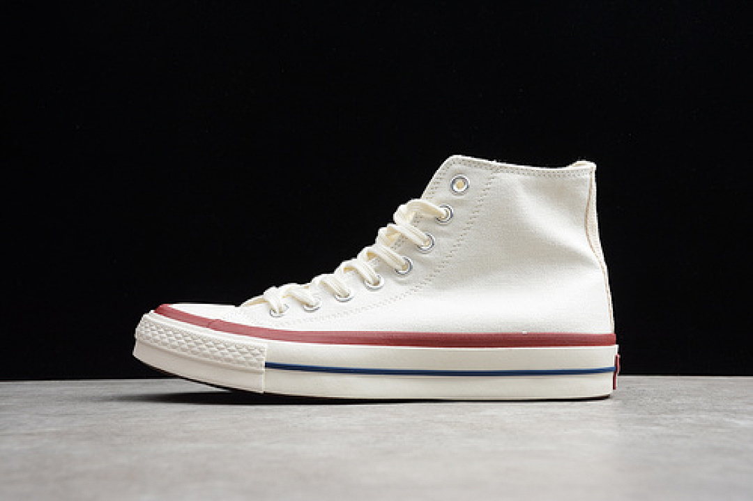 Unbranded [NWHT]-[CHUCK TAYLOR ALL-STAR HIGH WHITE/RED/EGRET]-[WOMAN:36-39]-[MAN:40-44], photo 1