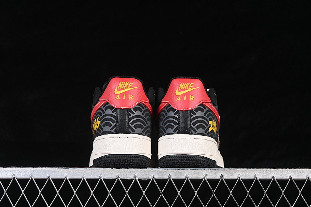 Nike [MZ9588-829]-[AIR FORCE 1 07 LOW CASUAL SNEAKERS WHITE/BLACK/RED]-[WOMAN:36-39]-[MAN:40-45] - Image 14