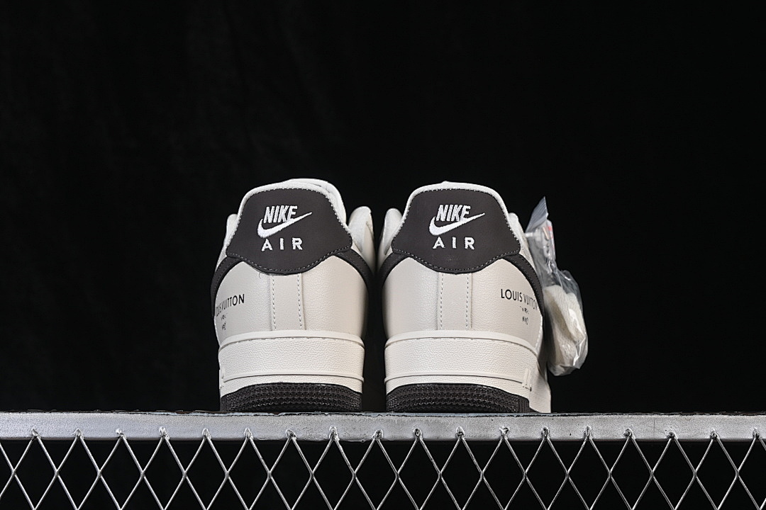 Nike [DN1688-816]-[AIR FORCE 1 07 LOW CASUAL SNEAKERS WHITE/GREY]-[WOMAN:36-39]-[MAN:40-45] - Image 14