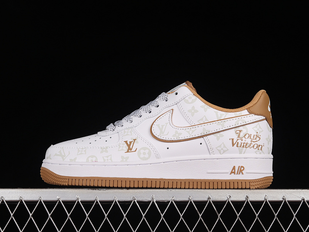 Nike [DR9868-300]-[L*V X AIR FORCE 1 LOW 07 WHITE/WHITE/LIGHT BROWN]-[WOMAN:36-39]-[MAN:40-45], photo 1