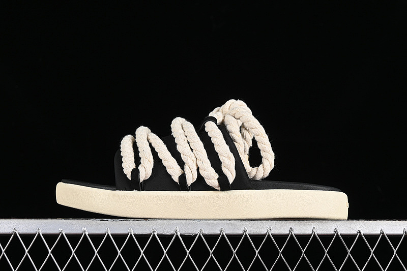 Off-White FOOT INDUSTRY Off-White/BLACK · AUE002-002, photo 1