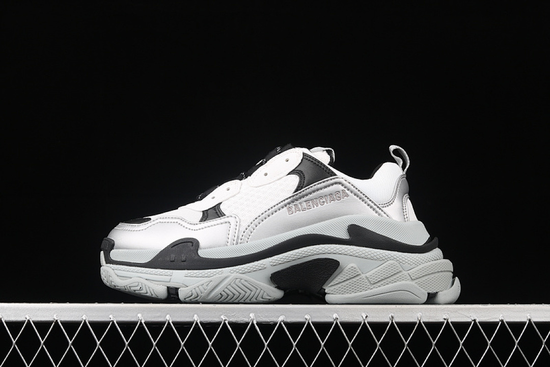 Balenciaga TRIPLE S SNEAKERS WHITE/BLACK/LIGHT GREY · W2FS51250, photo 1