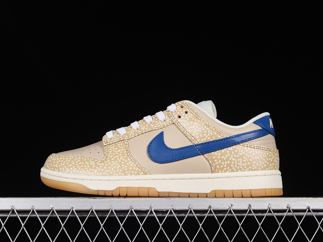Nike SB DUNK LOW SESAME/BLUE JAY/SAIL/SANDDRIFT/WHITE/UNIVERSITY GOLD · DZ4853-200, photo 1