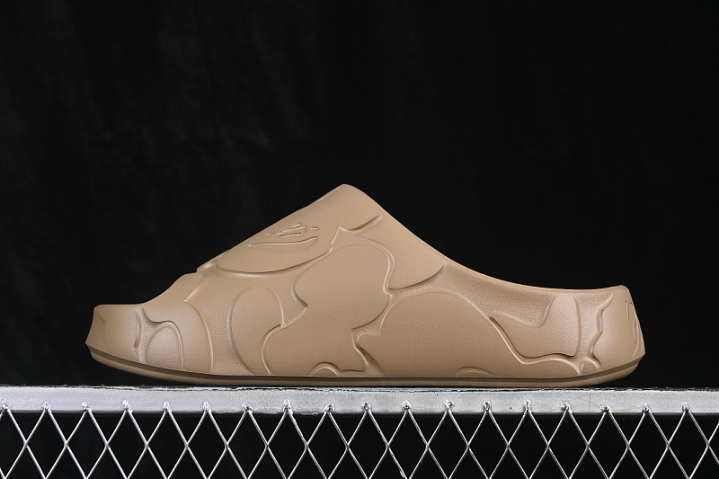 Bape Bape EVA VERSATILE ONE SHOULDER SLIPPERS BROWN/LIGHT BROWN · M322911, photo 1