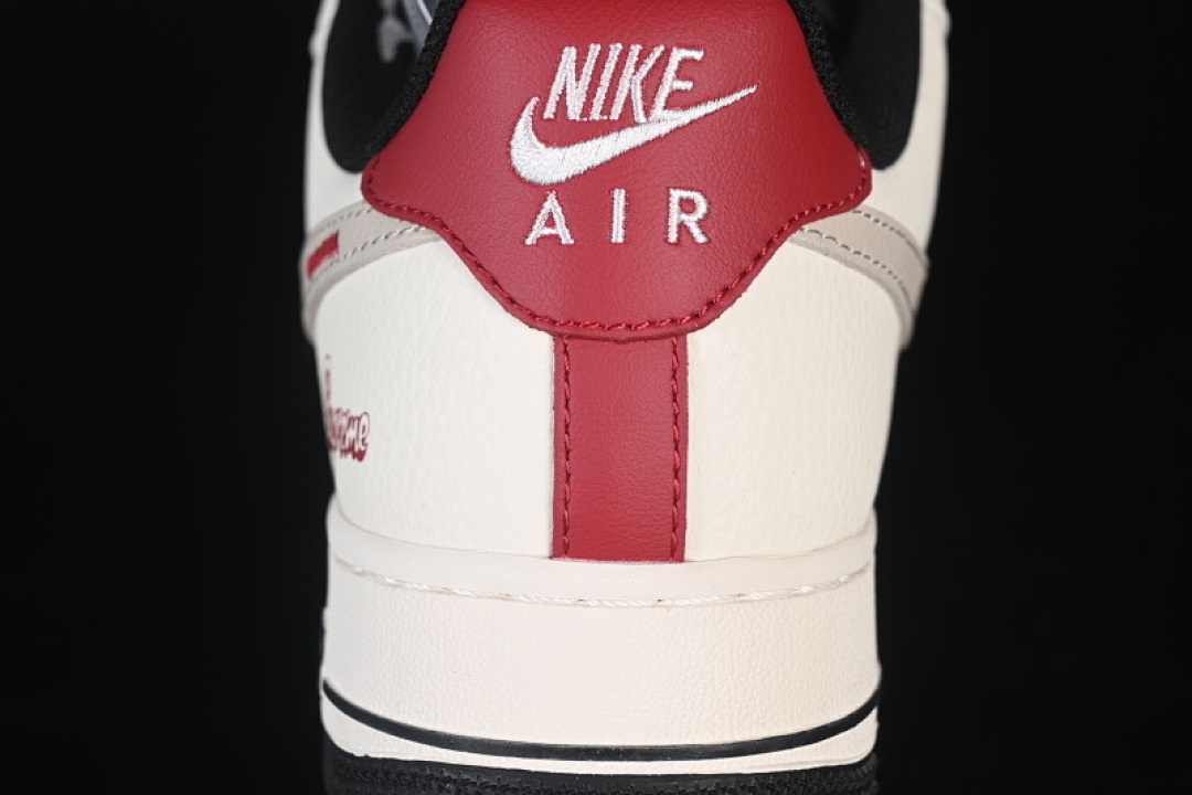 Nike [XD2588-610]-[AIR FORCE 1 07 LOW CASUAL SNEAKERS BLACK/WHITE/RED]-[WOMAN:36-39]-[MAN:40-45] - Image 6