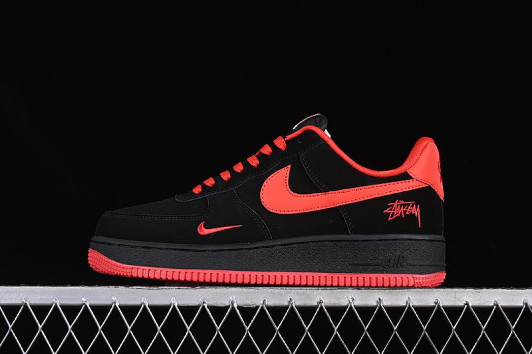 Nike [DF0188-044]-[AIR FORCE 1 07 LOW RED/BLACK]-[WOMAN:36-39]-[MAN:40-45] - Image 2