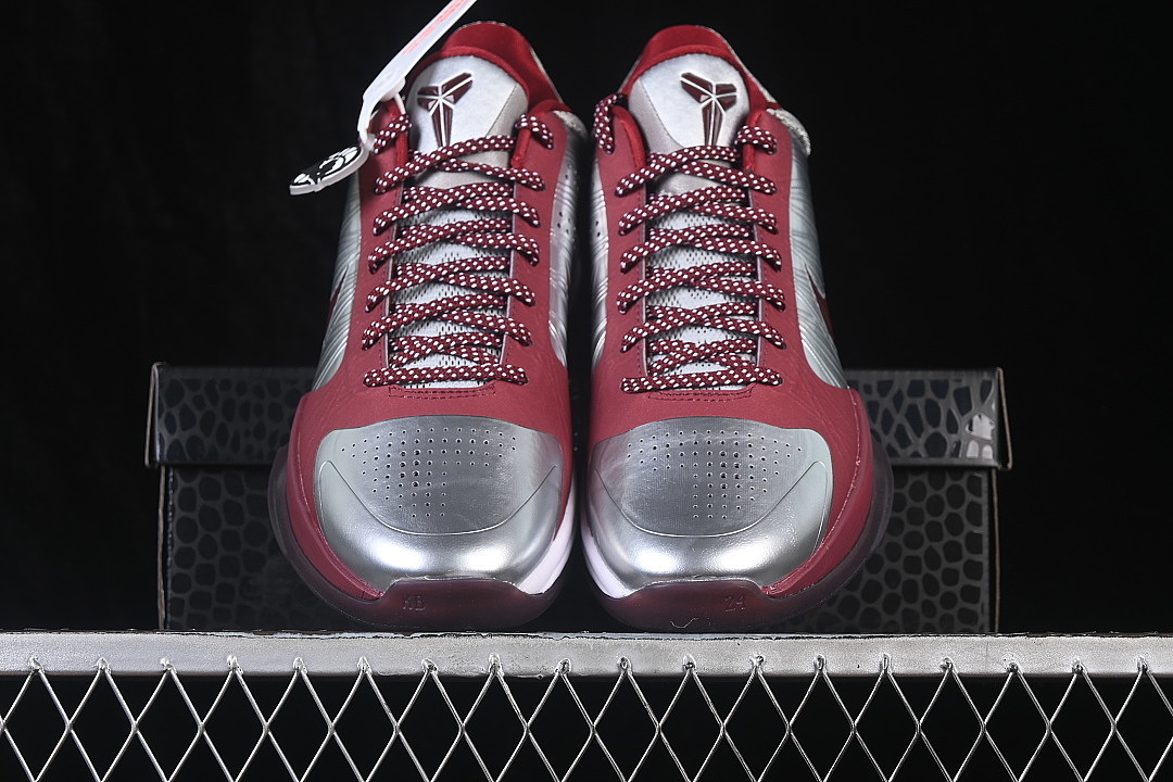 Nike [IM0557-001]-[KOBE 5 PROTRO METALLIC SILVER/TEAM RED/WHITE]-[WOMAN:39]-[MAN:40-47.5] - Image 13