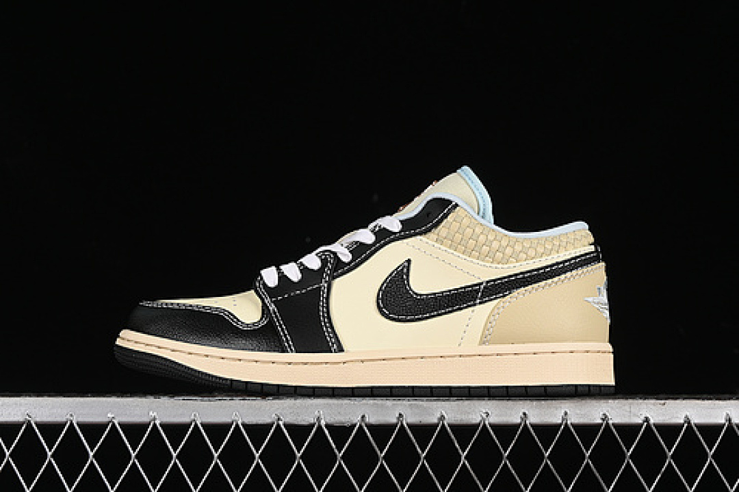 Jordan [HQ3437-101]-[AIR JORDAN 1 LOW COCONUT MILK/BLACK/MUSLIN/TEAM GOLD/GLACIER BLUE]-[MAN:40-46], photo 1
