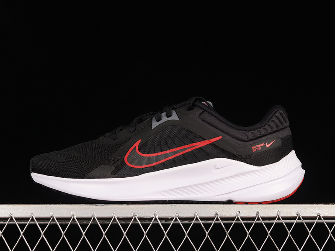 Unbranded [DD0204-004]-[QUEST 5 BLACK/RED/WHITE]-[MAN:39-45], photo 1