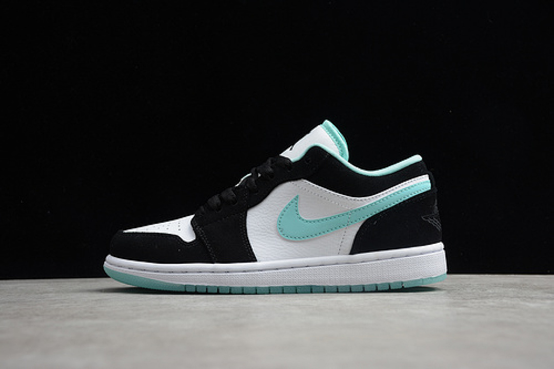 Jordan AIR Jordan 1 LOW WHITE/BLACK-ISLAND GREEN · CQ9828-131, photo 1