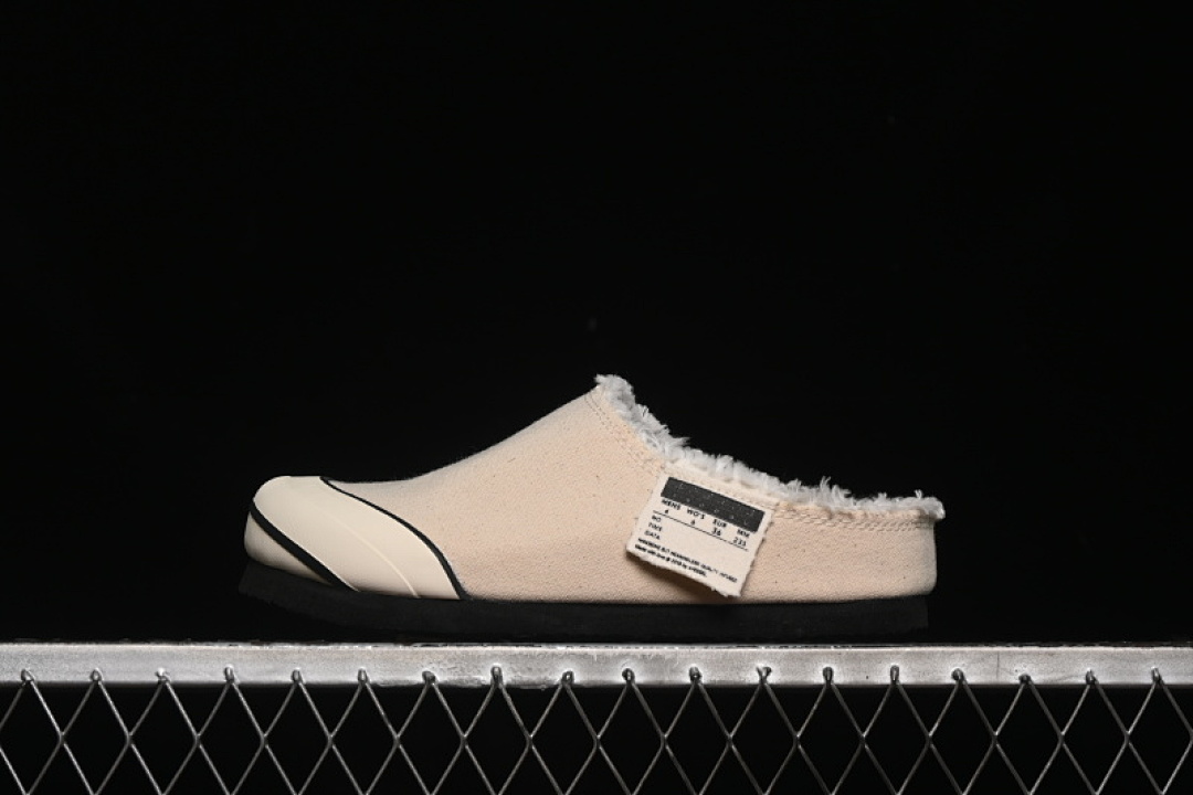 Unbranded [XVESSEL CABIN ONE BEIGE/WHITE]-[WOMAN:35-39]-[MAN:40-45], photo 1