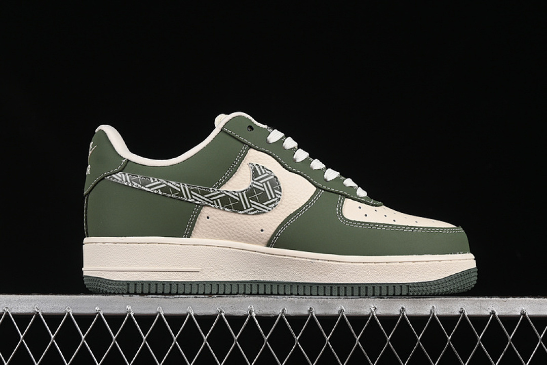 Nike [KK1988-081]-[AIR FORCE 1 07 LOW WHITE/GREEN]-[WOMAN:36-39]-[MAN:40-45] - Image 16