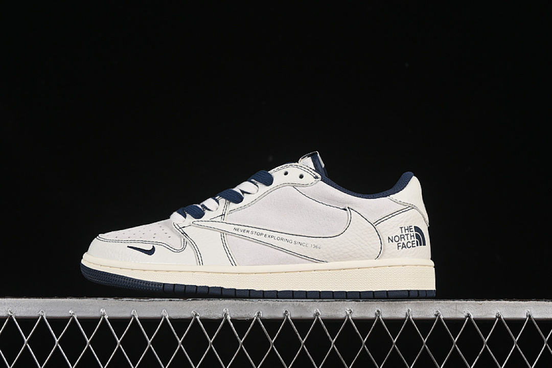 Jordan TRAVIS SCOTT X FRAGMENT DESIGN AIR Jordan 1 LOW OG SP WHITE/GREY/BLUE · XZ5749-001, photo 1