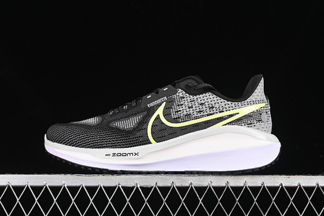 Nike [FB1309-001]-[AIR ZOOM VOMERO 17 BLACK/LIGHT SMOKE GREY/WHITE/VOLT]-[MAN:39-46] - Image 2