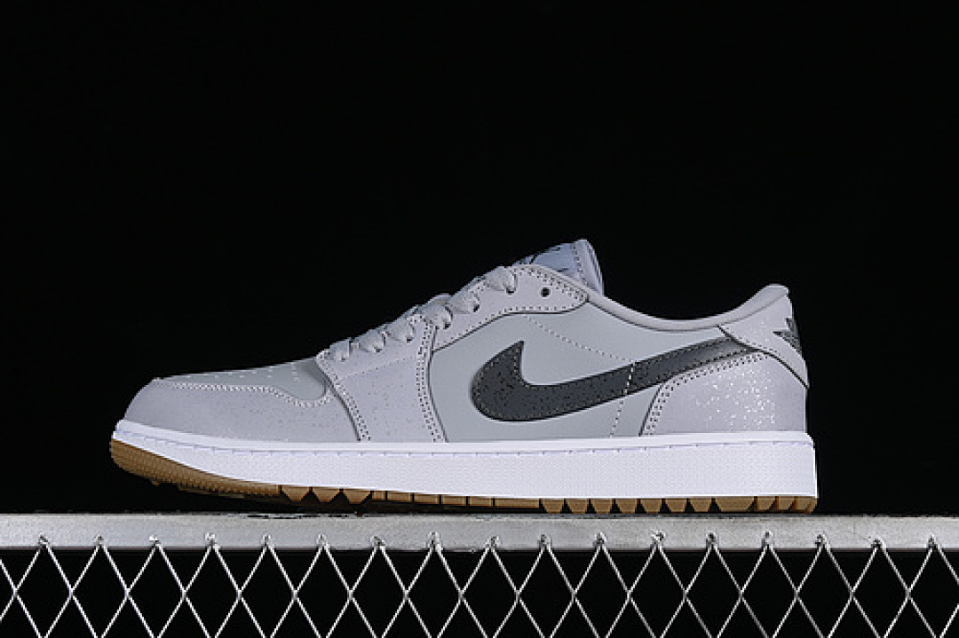 Jordan AIR Jordan 1 LOW GOLF WOLF GREY/IRON GREY/WHITE/GUM MEDIUM BROWN · DD9315-006, photo 1
