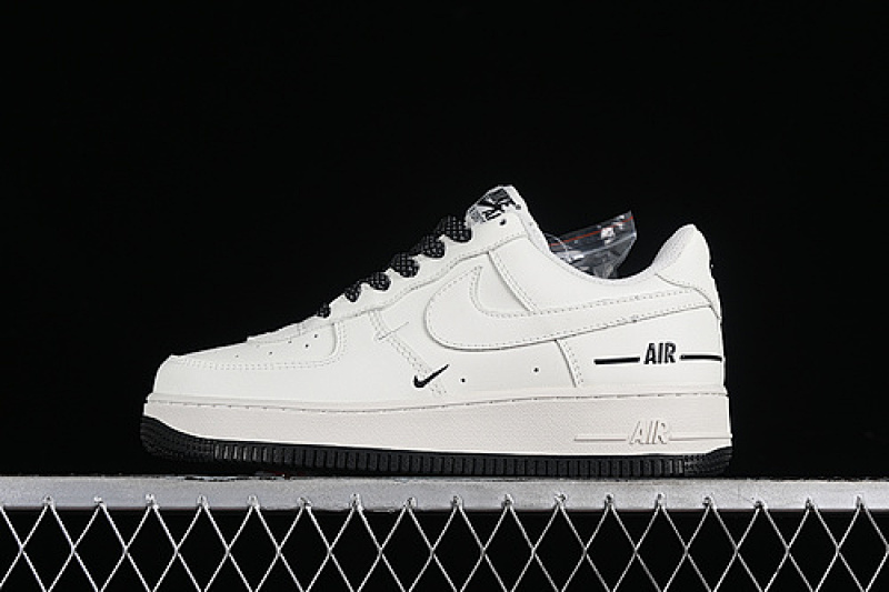 Nike Nike AIR FORCE 1 07 LOW WHITE/BLACK · CJ1379-602, photo 1