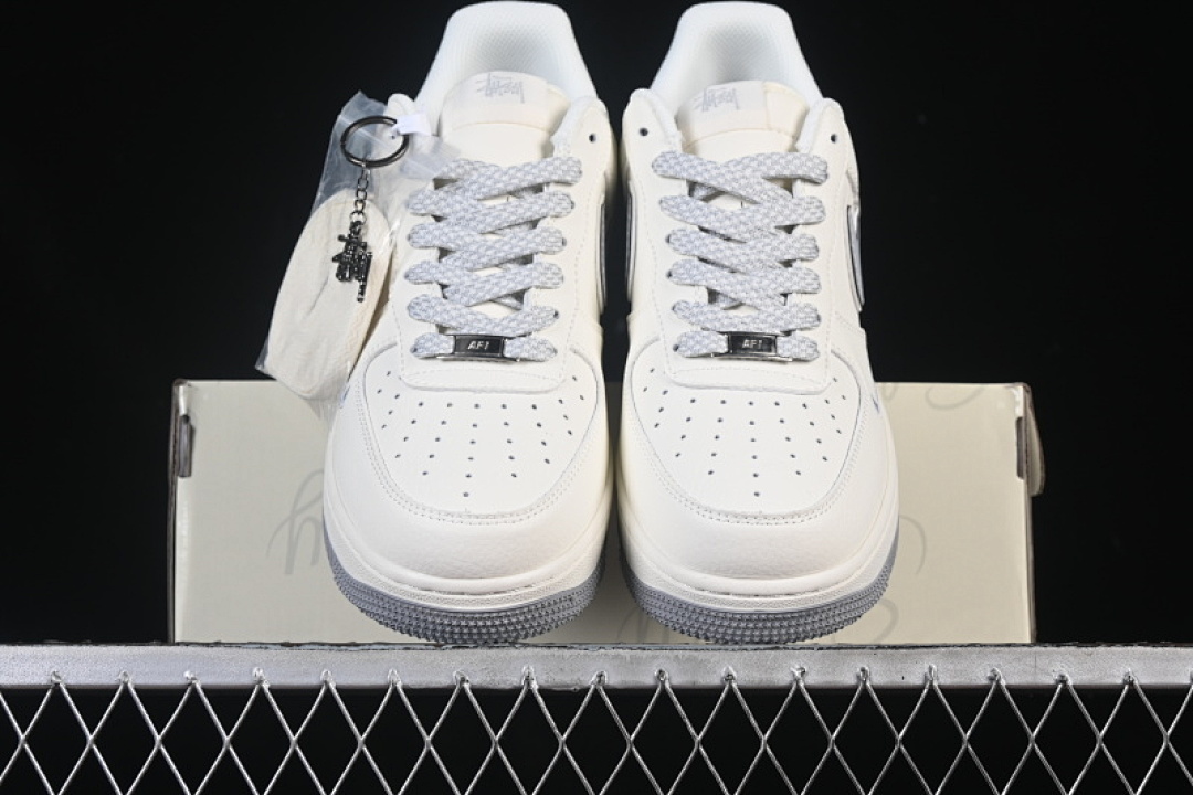 Nike [CS5288-040]-[AIR FORCE 1 07 LOW CASUAL SNEAKERS LIGHT GRAY/WHITE]-[WOMAN:36-39]-[MAN:40-45] - Image 12