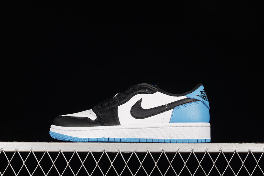 Jordan [CZ0790-104]-[AIR JORDAN 1 RETRO LOW OG UNC WHITE/DARK POWDER BLUE/BLACK]-[UNISEX:36-47.5], photo 1