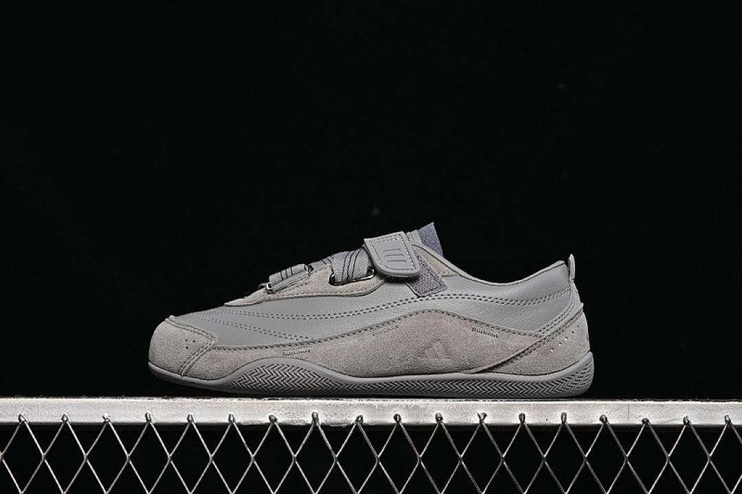 Unbranded [JQ9391]-[URBAN REVERIE GREY]-[WOMAN:36-39]-[MAN:40-45], photo 1