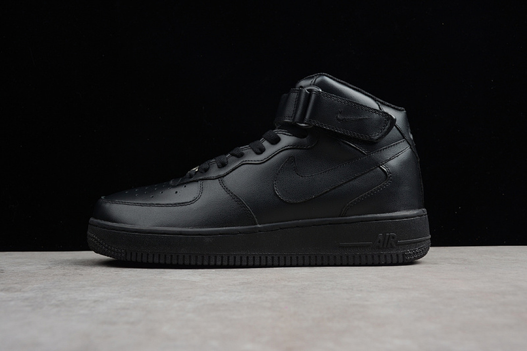 Nike [315123-001]-[LEATHER]-[AIR FORCE 1 MID '07 CLASSI TRIPLE BLACK/BLACK/BLACK]-[UNISEX:36-45]-[OG0136], photo 1