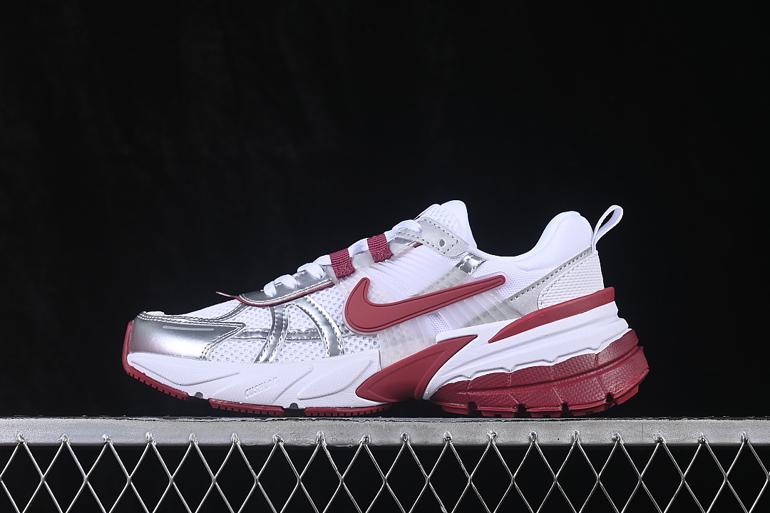 Unbranded [FD0736-118]-[V2K RUN ANTI SLIP RETRO RUNNING SHOES WINE RED/WHITE]-[WOMAN:35.5-39]-[MAN:40-41], photo 1