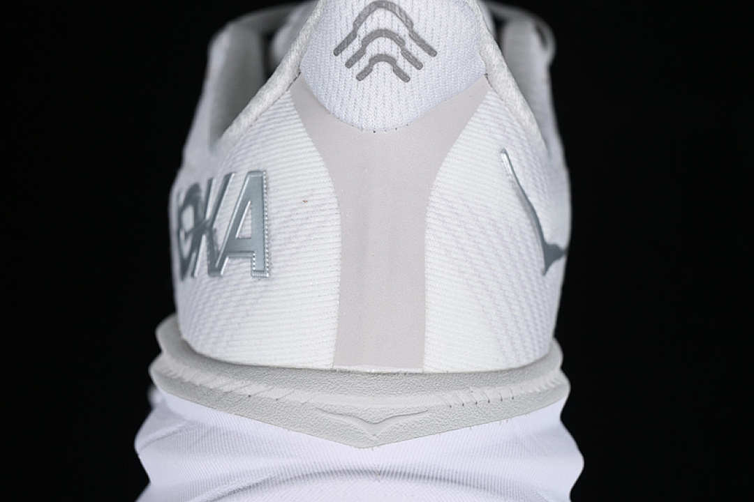 On Running [1127895 NCWT]-[HOKA ONE CLIFTON 9 WHITE/GREY/SILVER]-[WOMAN:36-39]-[MAN:40-45] - Image 7
