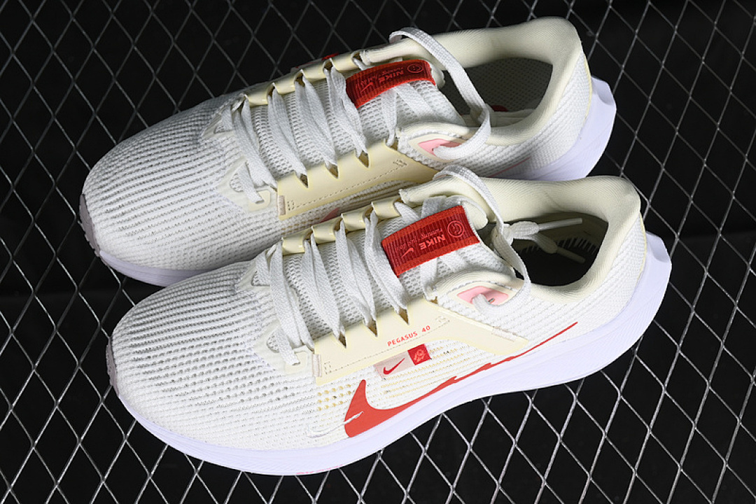 Nike [FZ5059-121]-[AIR ZOOM PEGASUS 40 YEAR OF THE DRAGON SAIL/WHITE/COCONUT MILK/DRAGON RED][36-40] - Image 11