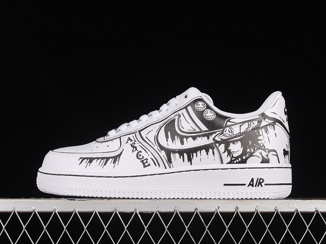 Nike Nike AIR FORCE 1 07 LOW WHITE/BLACK · CW2288-301, photo 1