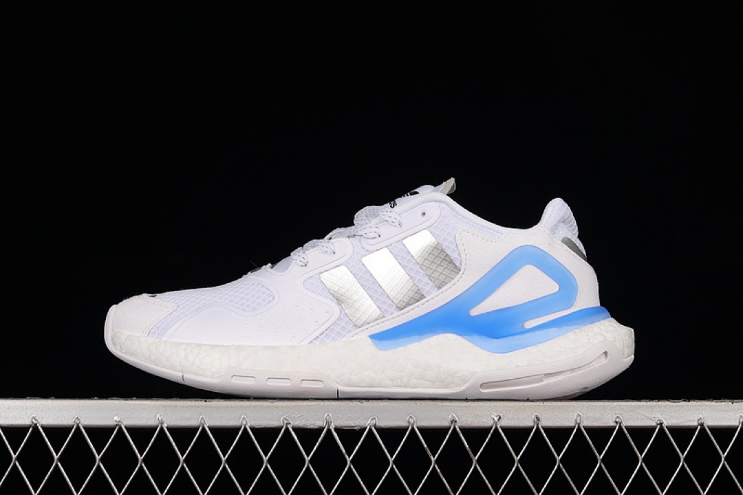 Unbranded [FX5998]-[DAY JOGGER 2020 BOOST SHOES CLOUD WHITE/SILVER/BLUE]-[WOMAN:36-39]-[MAN:40-45], photo 1