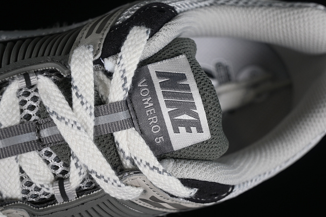 Nike [FD0791-012]-[ZOOM VOMERO 5 LIGHT IRON ORE/METALLIC SILVER/PHOTON DUST/FLATPEWTER/SUMMIT (WHITE]) - Image 9