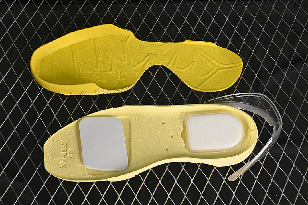 Nike [IH0587-700]-[ZOOM KOBE 4 ZK4 YELLOW/BLACK]-[MAN:39-47.5] - Image 3