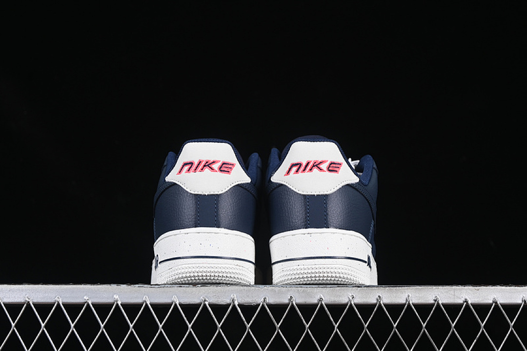 Nike [DZ2708-100]-[AIR FORCE 1 07 LOW LIGHT OREWOOD BROWN/OBSIDIAN/SAIL/SIREN RED]-[UNISEX:36-45] - Image 13