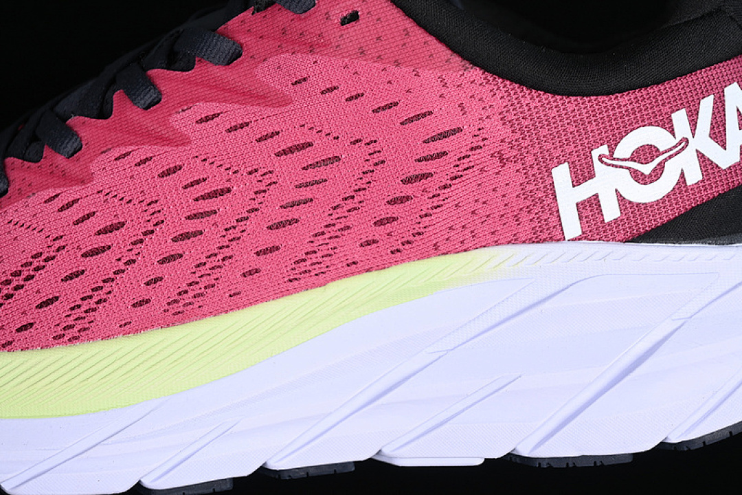 On Running [1119394 BGIR]-[HOKA ONE CLIFTON 8 BLACK/RED/WHITE]-[WOMAN:36-39]-[MAN:40-45] - Image 7