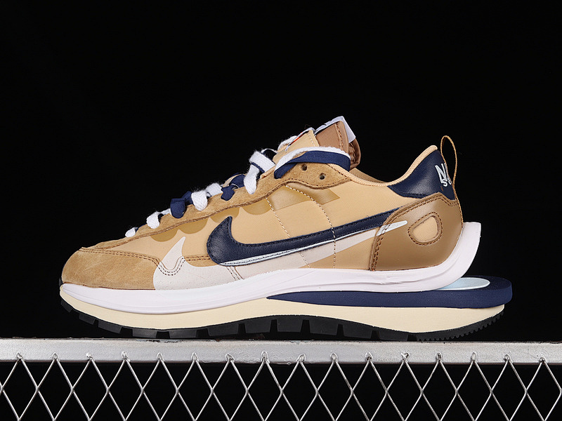 Sacai LJ Sacai X VAPORWAFFLE SESAME/BLUE VOID/WHITE · DD1875-200, photo 1