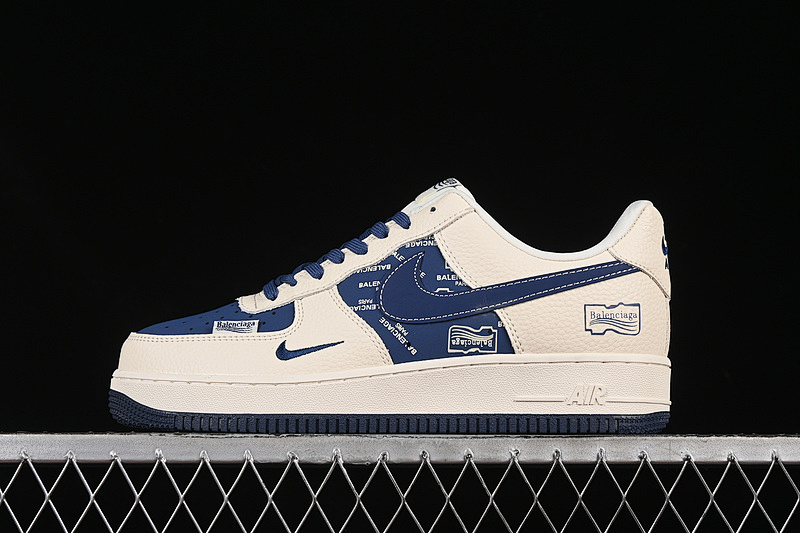 Nike Nike AIR FORCE 1 07 LOW WHITE/BLUE · DF0188-062, photo 1