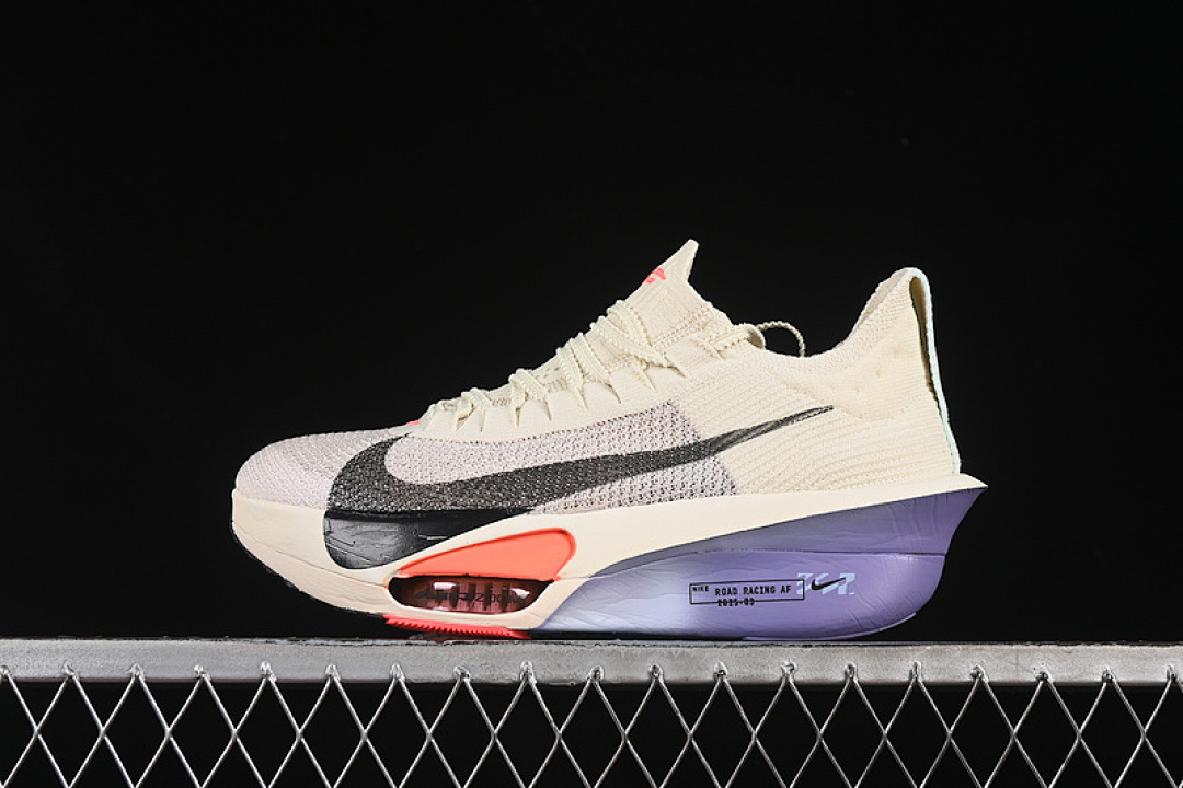 Purple ZOOM VAPORFLY NEXT 3% PROTOTYPE BEIGE/PURPLE/BLACK · FD8315-101, photo 1