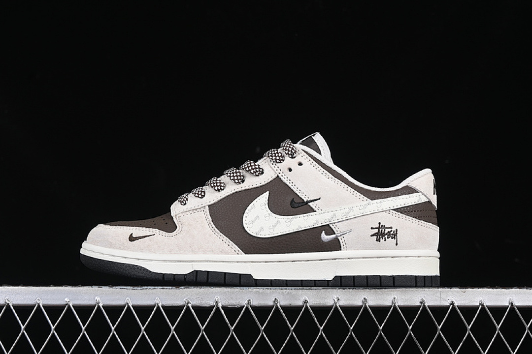 Unbranded [DJ2024-062]-[SB DUNK LOW WHITE/GREY/BROWN]-[WOMAN:36-39]-[MAN:40-45], photo 1