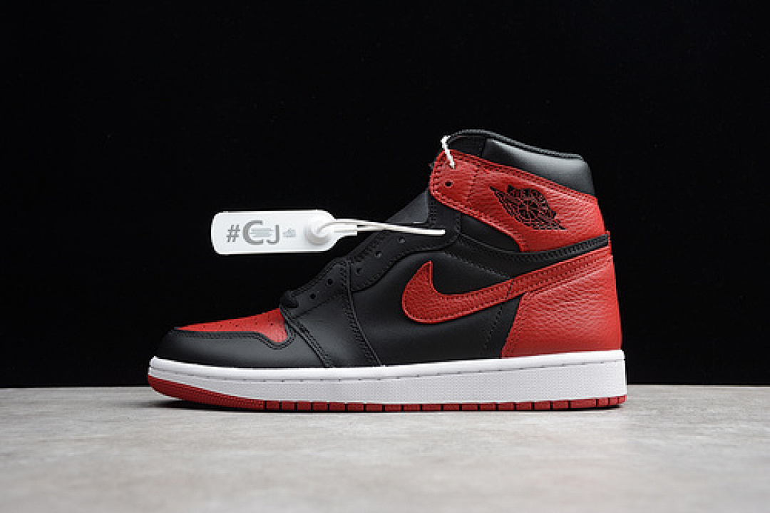 Jordan [555088-001]-[CJ AIR JORDAN 1 RETRO HIGH OG BANNED/RED BLACK/VARSITY RED-WHITE]-[MAN:40-45], photo 1