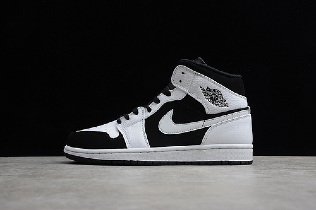 Jordan [554724-113]-[AIR JORDAN 1 MID WHITE/BLACK-WHITE]-[MAN:40-46], photo 1